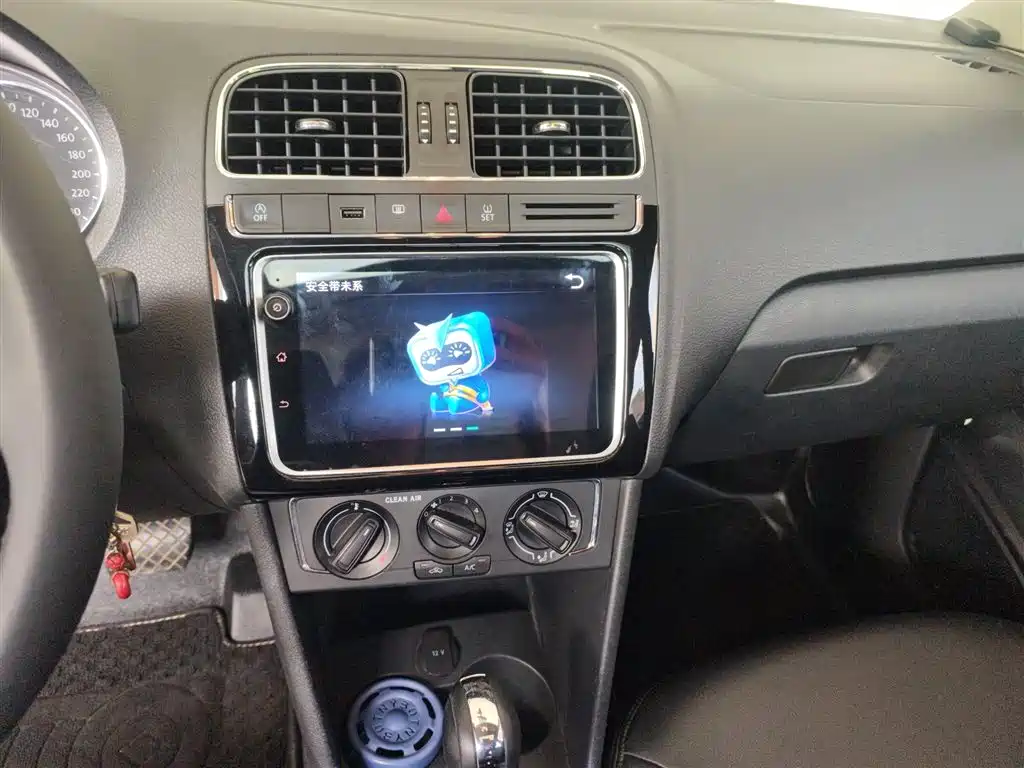 Volkswagen Polo 2018 1.5L Auto Comfort фото 13