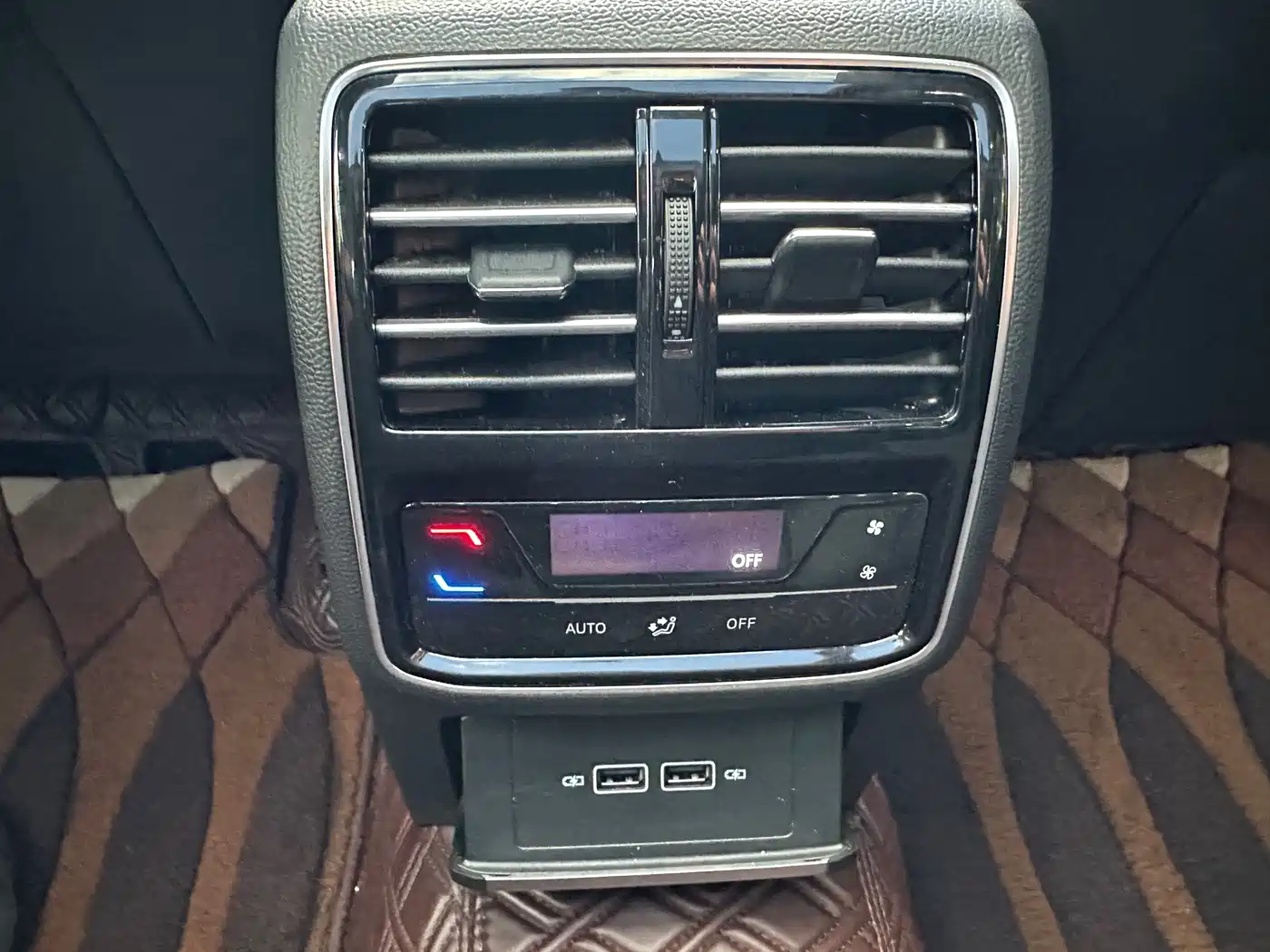 Volkswagen Magotan 2020 330TSI DSG Luxury фото 20