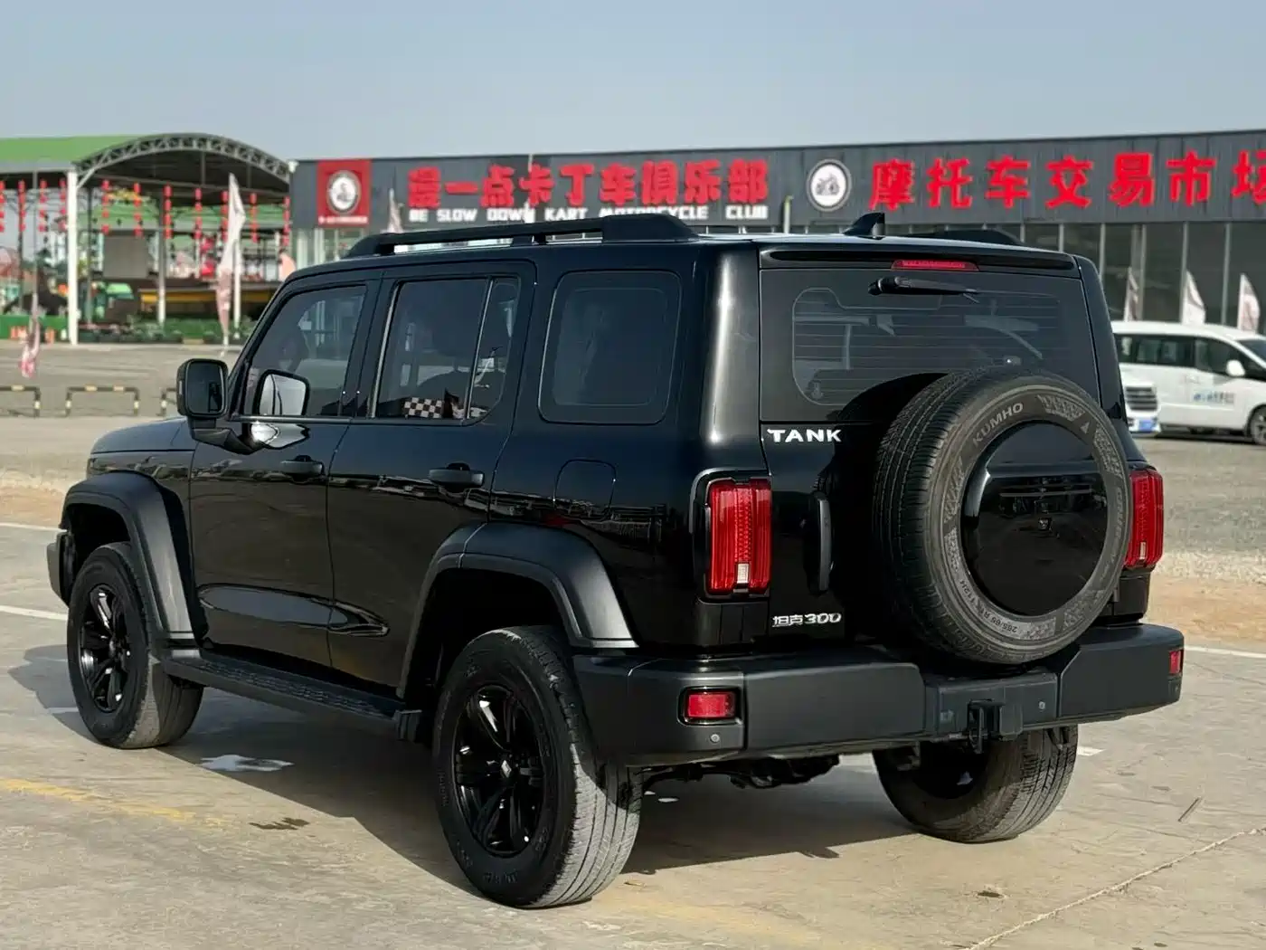 Tank 300 2023 Off-Road Edition 2.0T Conqueror фото 4