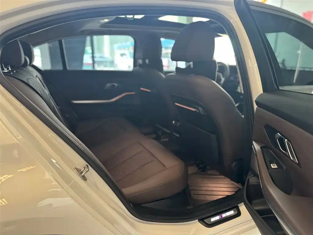 BMW 3 Series 2021 325Li M Sport Package фото 11
