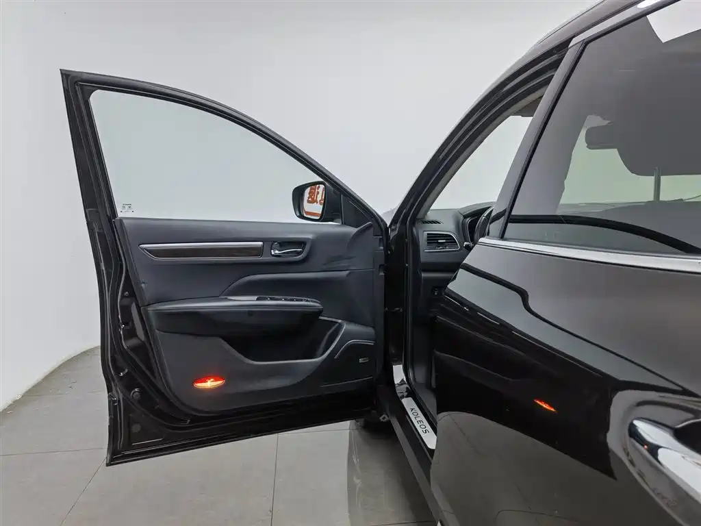 Renault Koleos 2019 SCe230 4WD Explore Flagship Edition China V фото 8