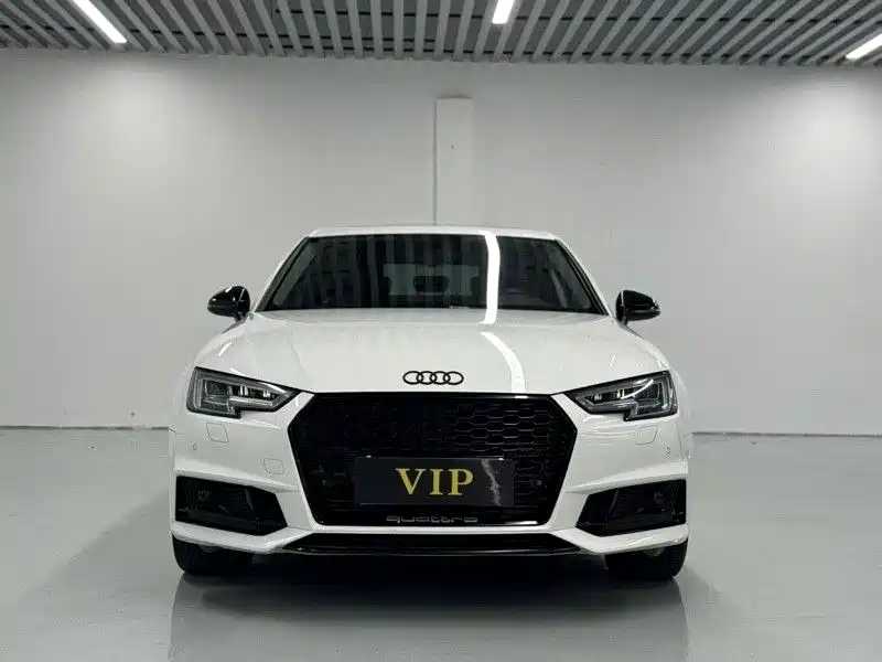 Audi A4L 2018 30th Anniversary 45 TFSI quattro Sport фото 2