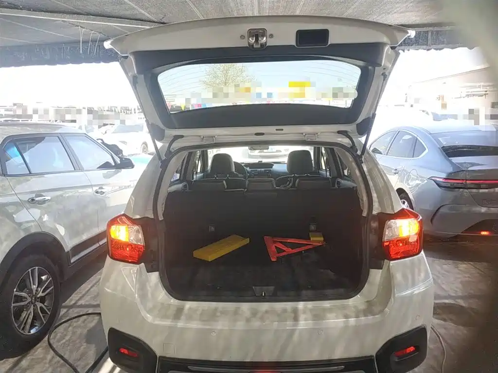 Subaru XV 2014 2.0i Comfort фото 19