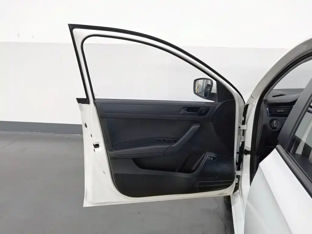 Škoda Rapid 2022 2020 1.5L Manual Standard