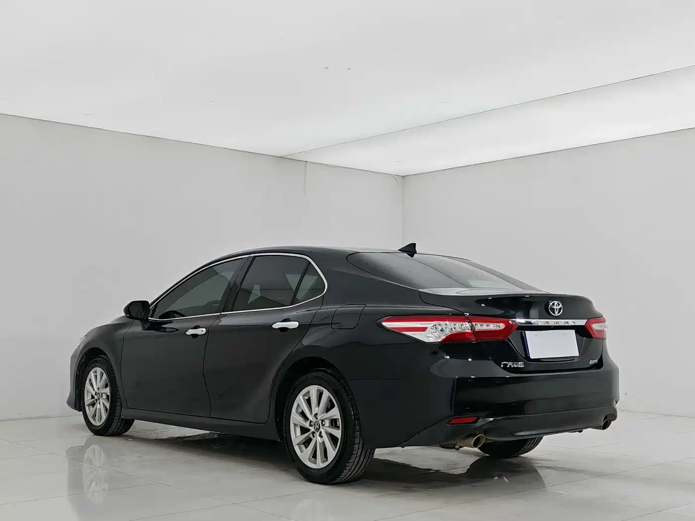 Toyota Camry 2021 2.0G Luxury Edition фото 5