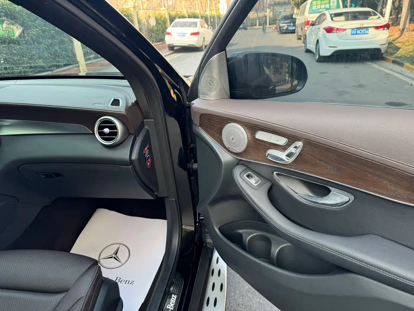 Mercedes-Benz GLC 2020 GLC 300 L 4MATIC Dynamic фото 14