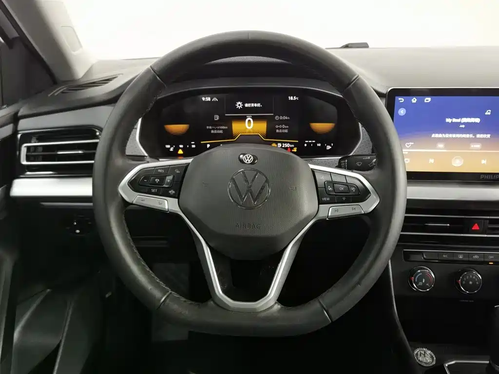 Volkswagen Lavida 2023 300TSI DSG Comfort Edition фото 11
