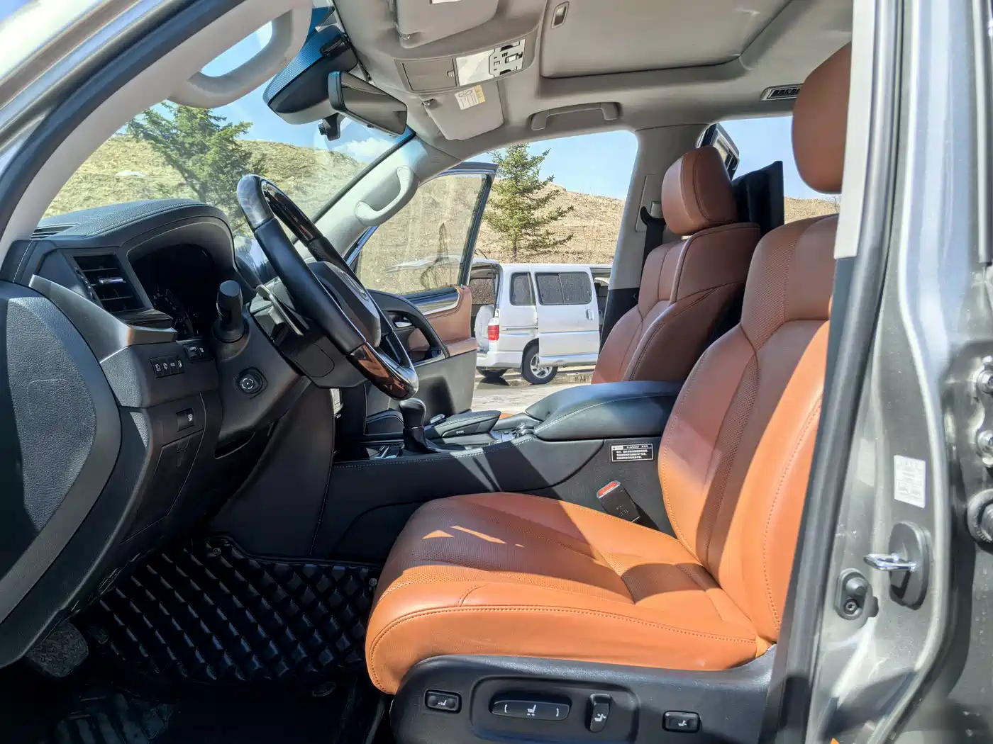 Lexus LX 2019 570 Prestige Luxury Edition фото 8