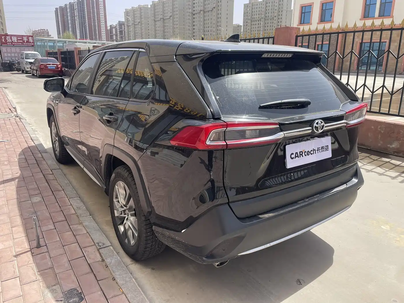 Toyota Wildlander 2021 2.0L CVT 2WD Luxury Edition фото 6