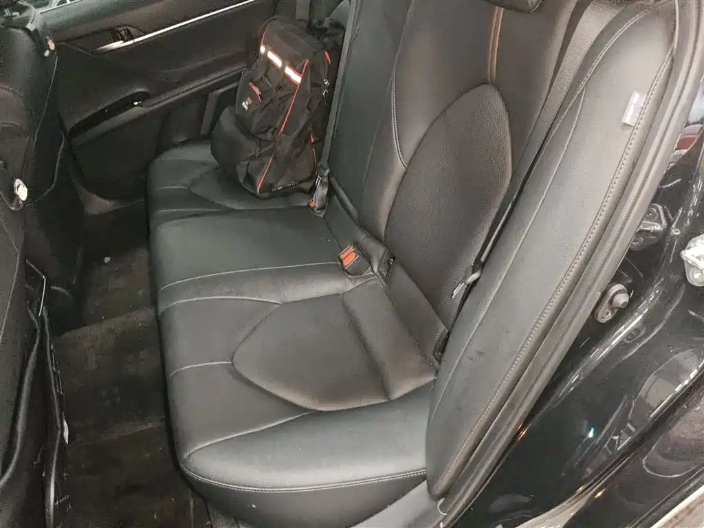 Toyota Camry 2021 2.0G Luxury Edition фото 16