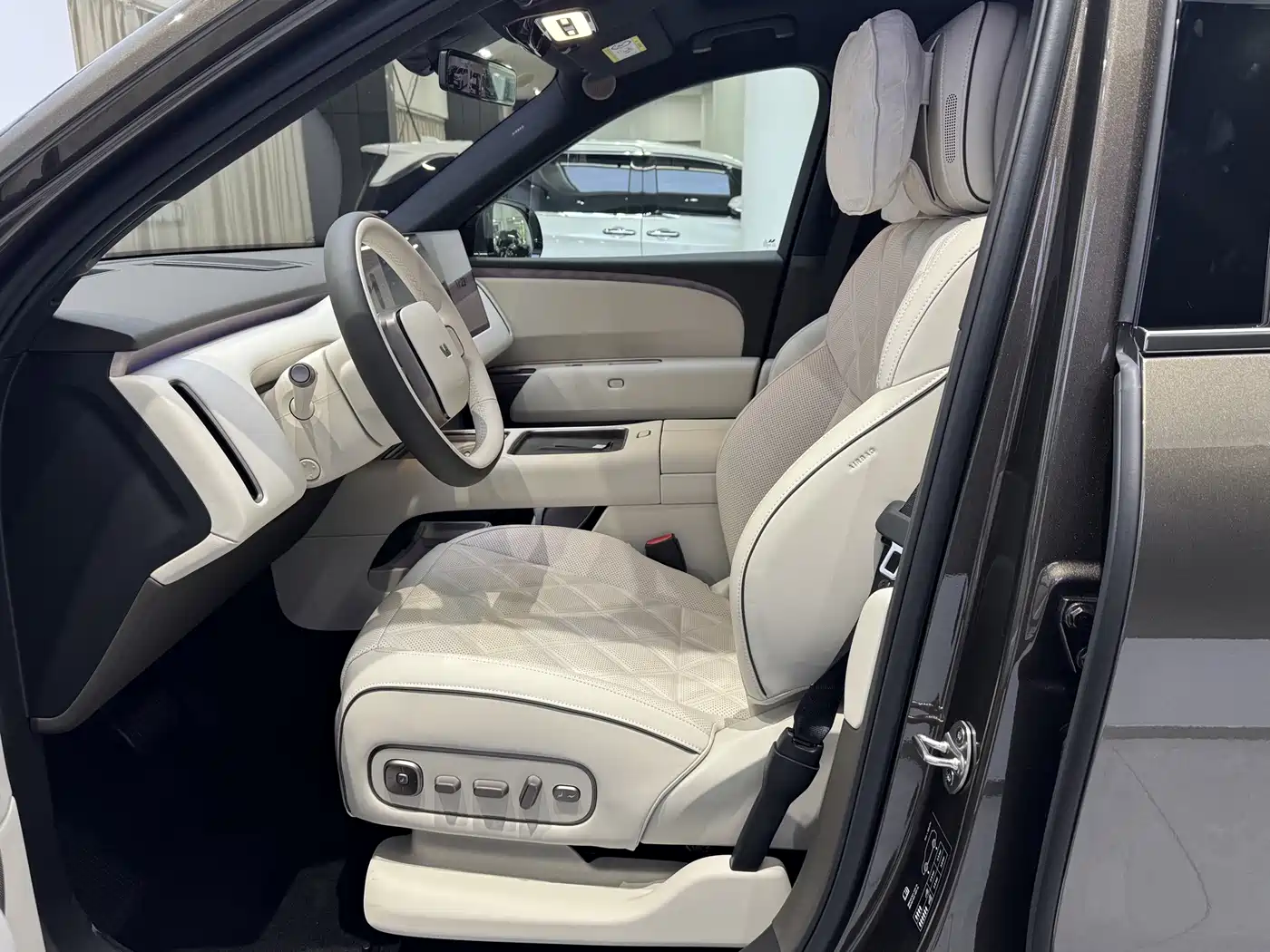 Li Auto Li Xiang L9 2026 2026 Base Model