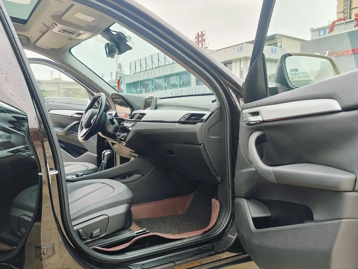 BMW X1 2016 sDrive18Li Premium Model фото 11