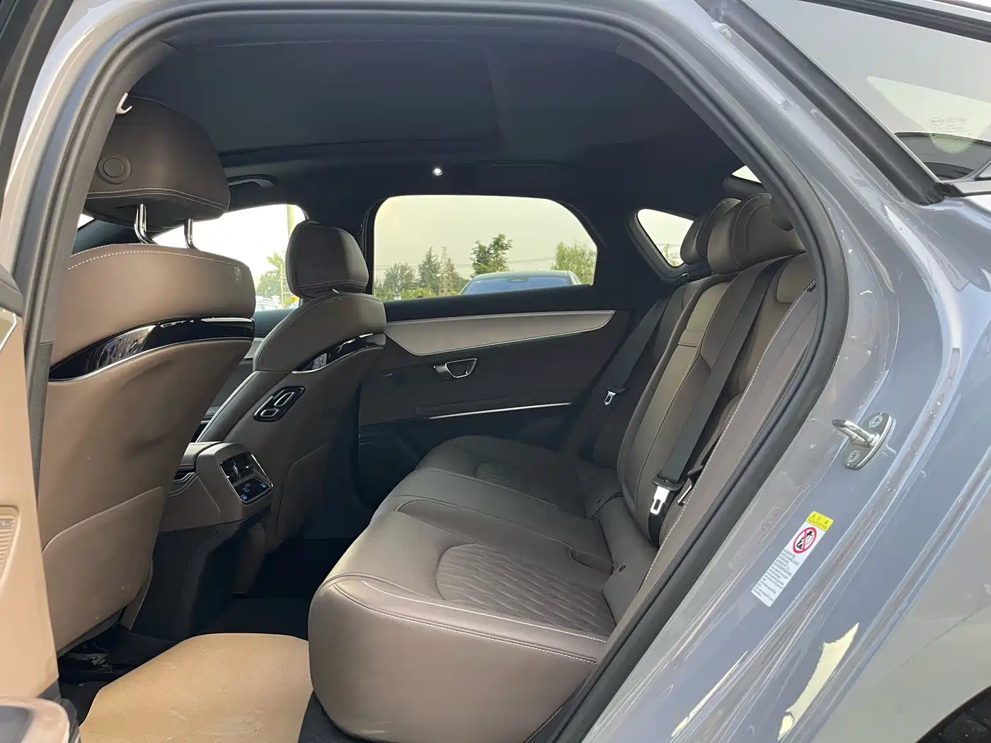 BYD Han 2025 2025 DM-i Smart Driving Edition 125KM Honor