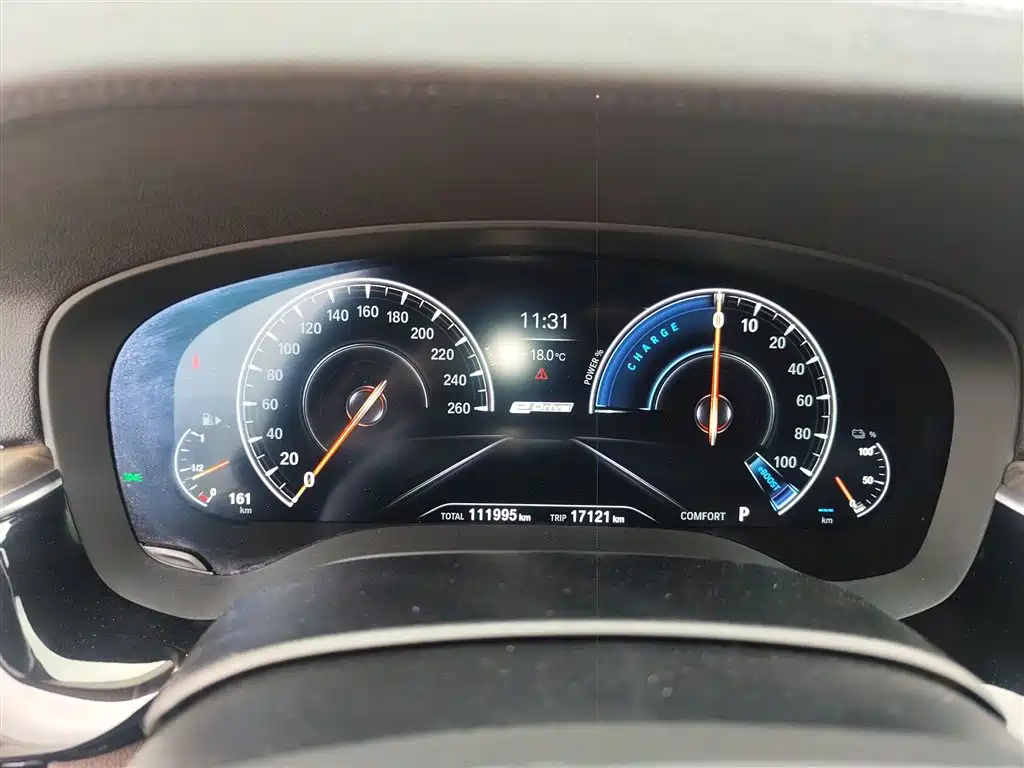 BMW 5 Series New Energy 2019 530Le Luxury Package фото 5