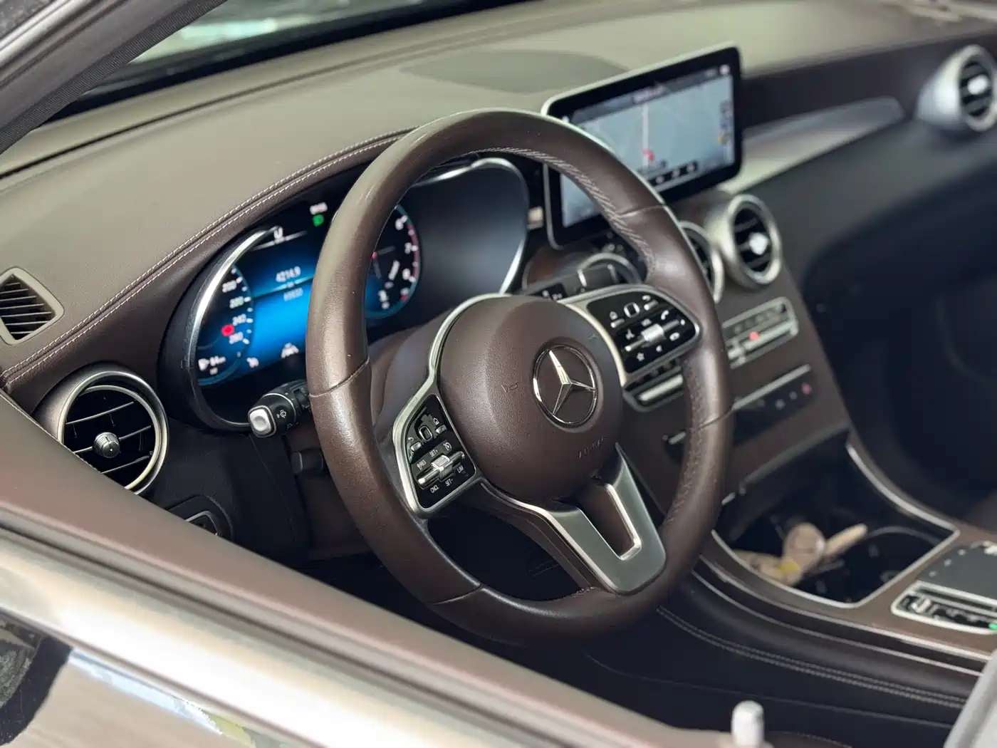 Mercedes-Benz GLC 2020 GLC 300 L 4MATIC Luxury фото 5