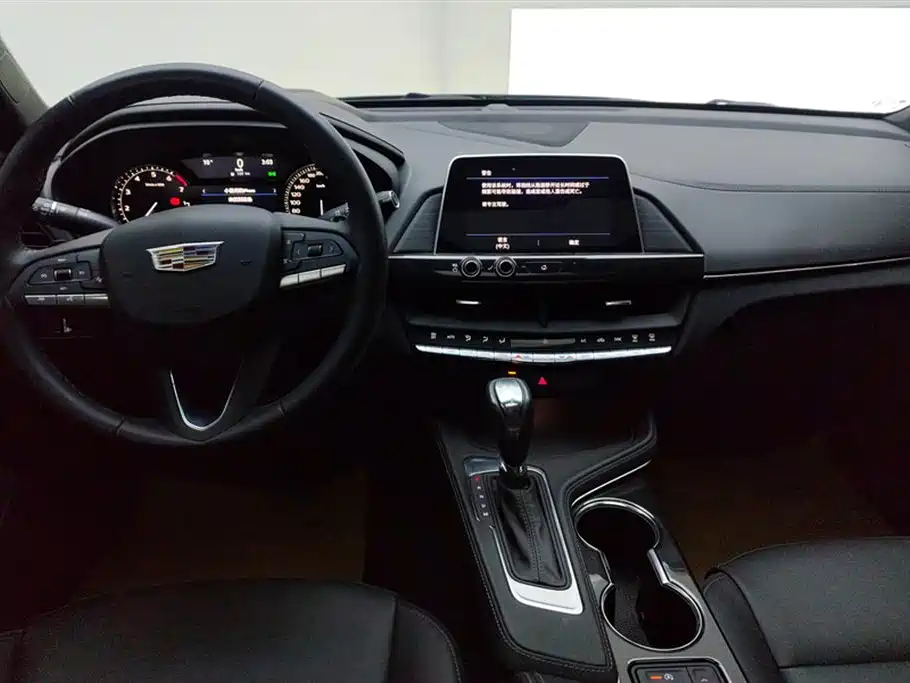 Cadillac CT4 2023 25T Fashion Edition фото 12