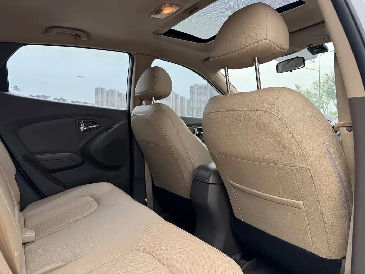 Hyundai Beijing Hyundai ix35 2013 2.0L Auto 2WD Smart GLS China IV фото 16