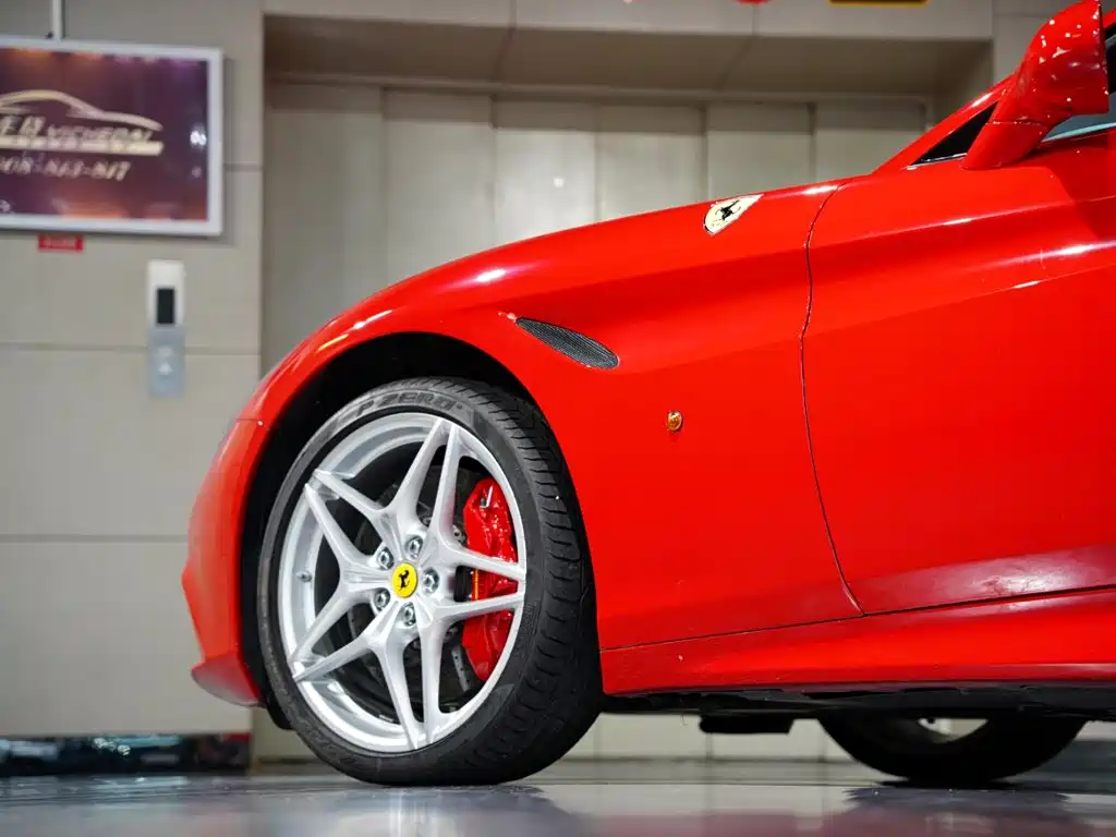 Ferrari California T 2015 2015 3.9T Standard