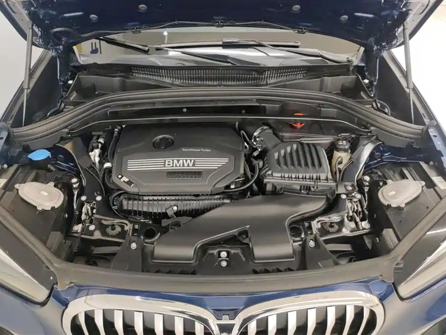 BMW X1 2022 sDrive25Li Leading фото 10