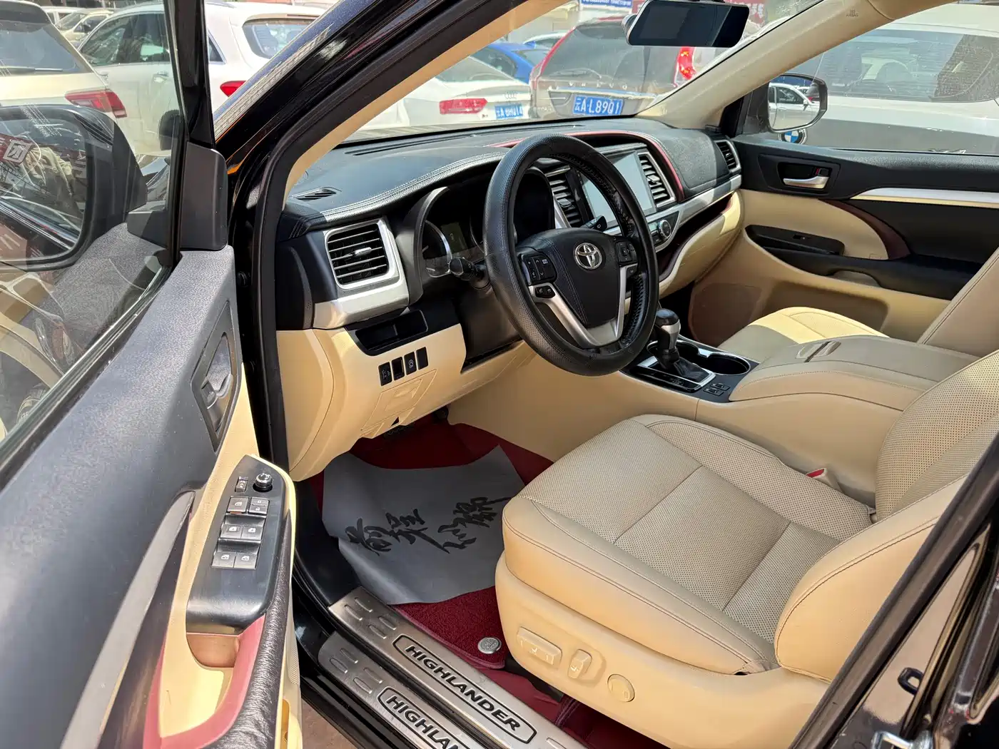 Toyota Highlander 2015 2.0T AWD Luxury Edition 7-seater фото 5