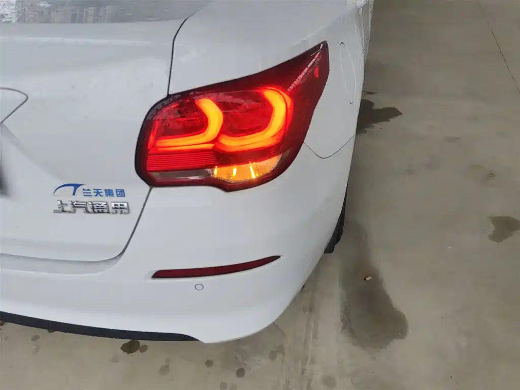 Chevrolet Cavalier 2019 320 Automatic Joy Edition фото 8