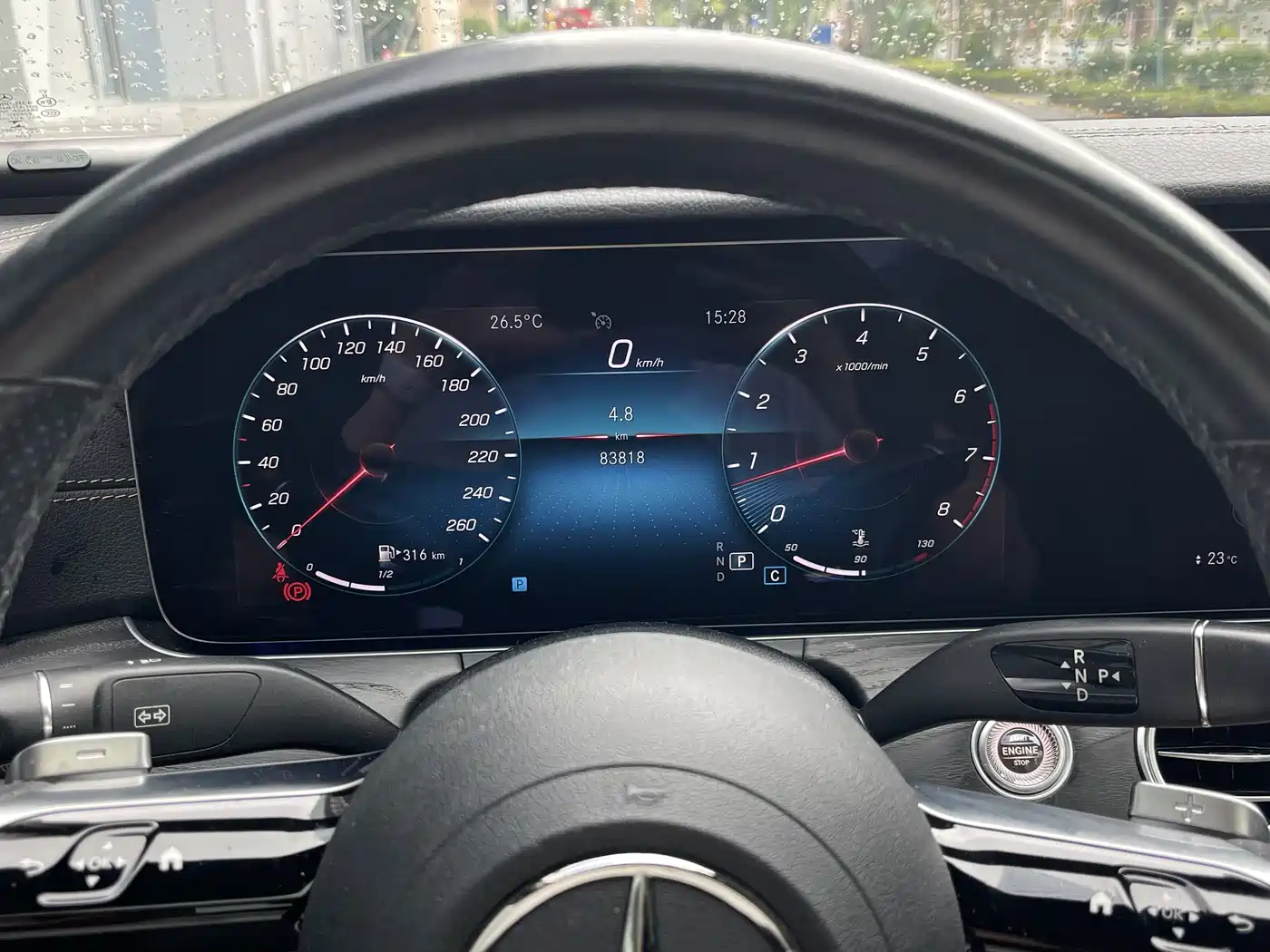 MERCEDES-BENZ E-CLASS