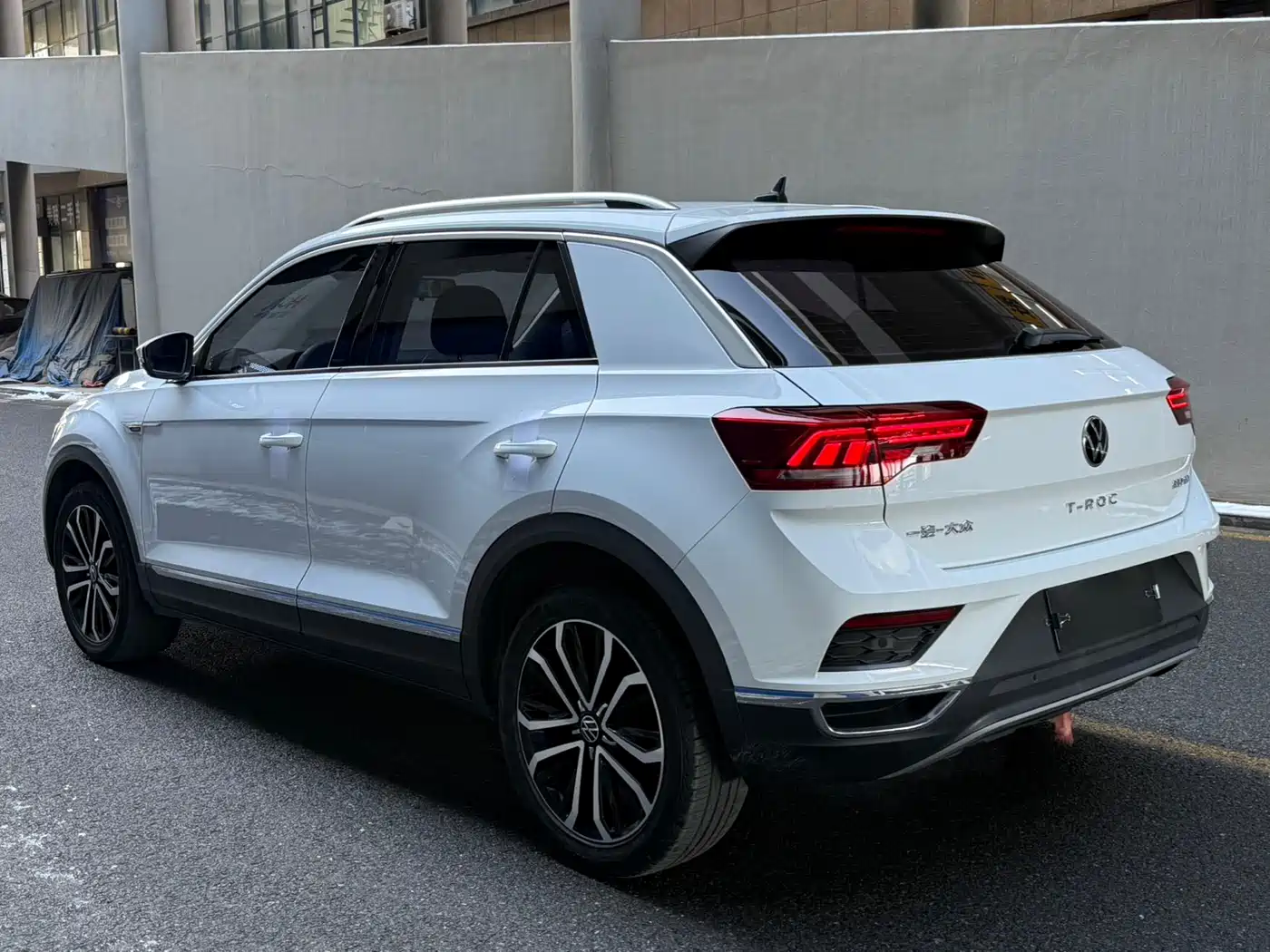 VOLKSWAGEN T ROC EXPLORING SONGS