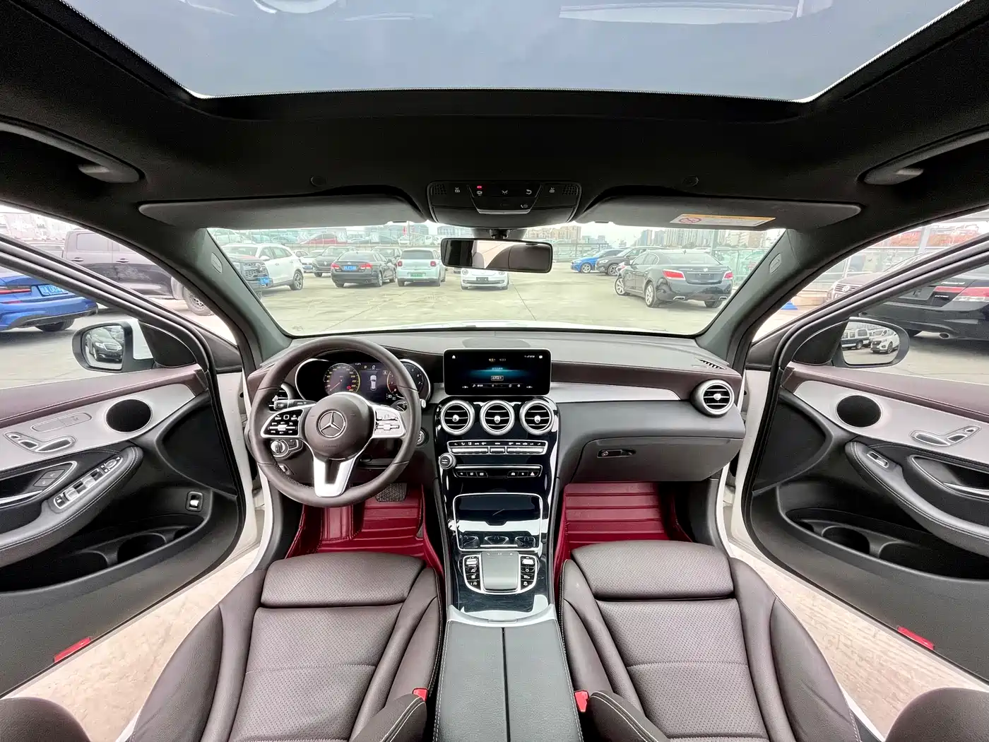 Mercedes-Benz GLC 2020 Facelift GLC 260 L 4MATIC Dynamic фото 13