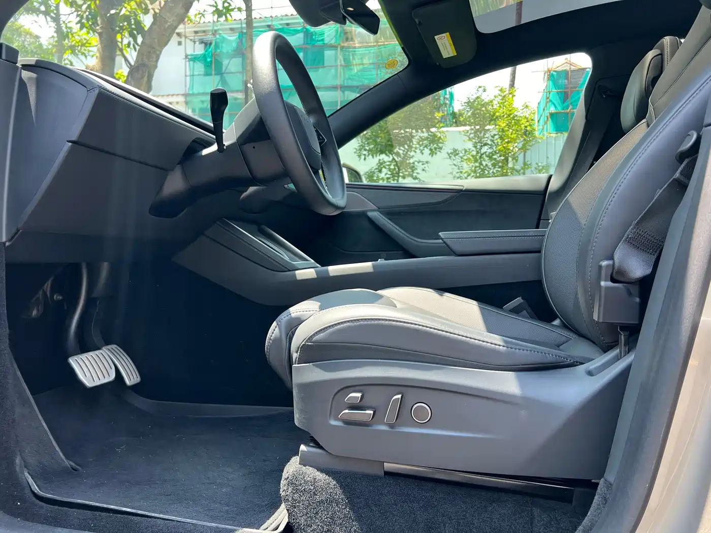 Tesla Model Y L 2025 2025 Facelift Long Range AWD