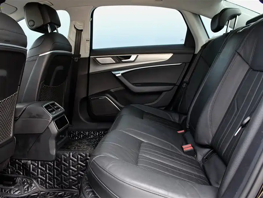 Audi A6L 2019 45 TFSI Premium Elegance фото 6