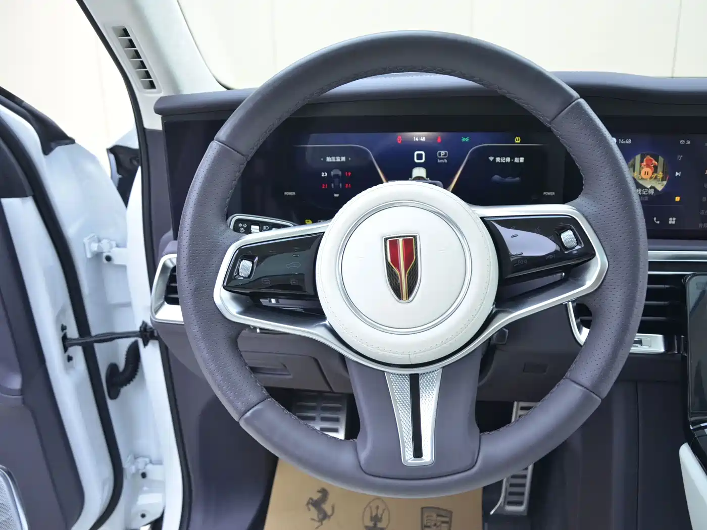 Hongqi E-HS9 2023 2022 660km Qi Ling Edition (4-seater)