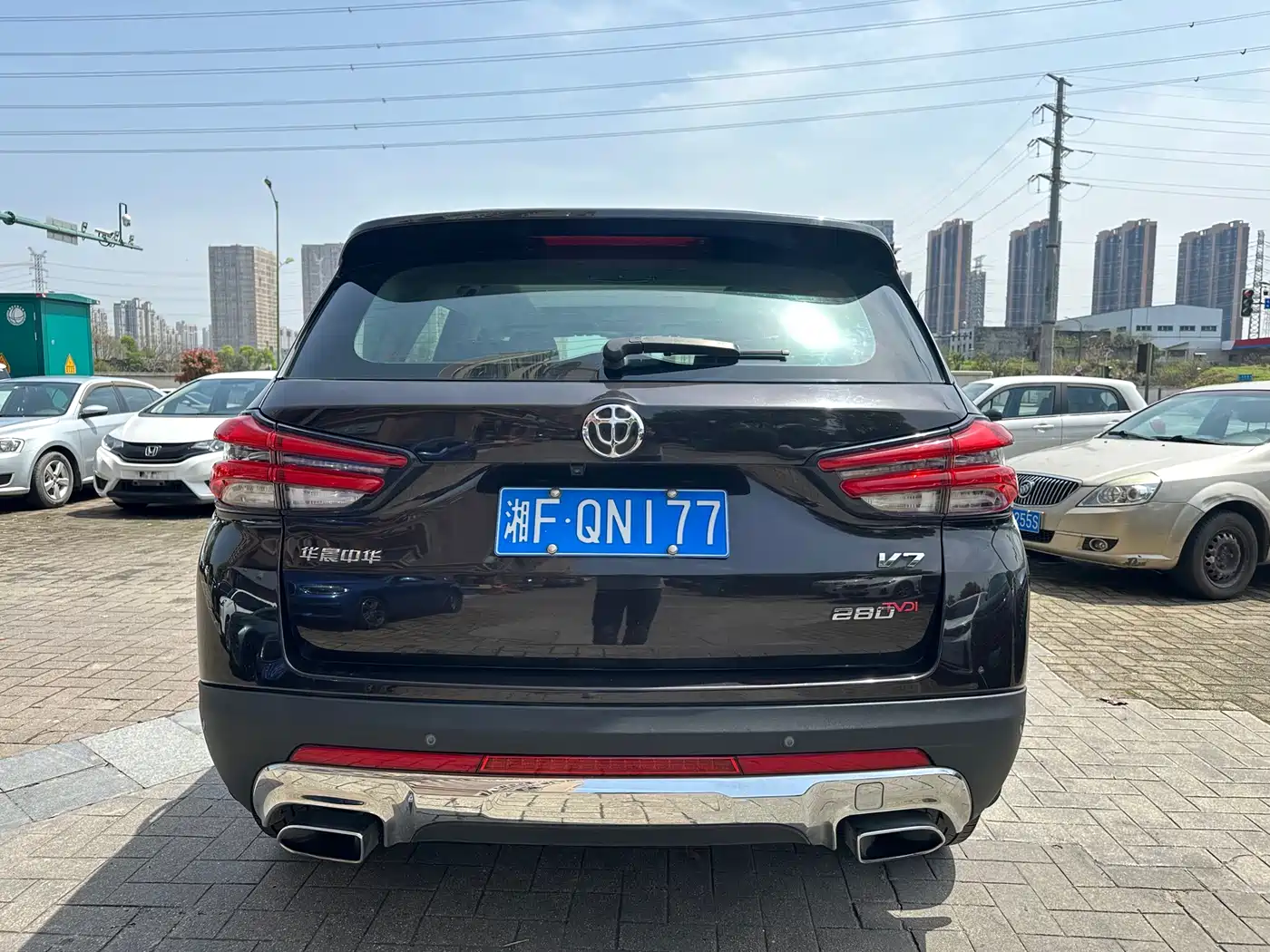 Zhonghua V7 2019 2018 280T Manual Luxury 5-Seater