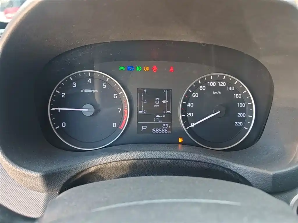 Hyundai Beijing Hyundai ix25 2015 2.0L Automatic 2WD Smart GLS фото 12