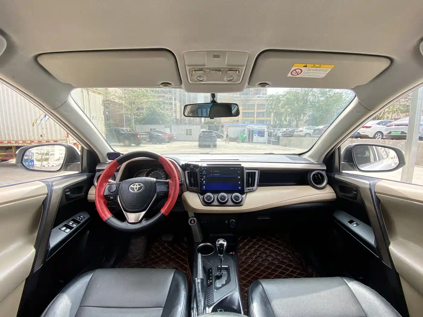 Toyota RAV4 Rongfang 2013 2.0L CVT 2WD Urban фото 4