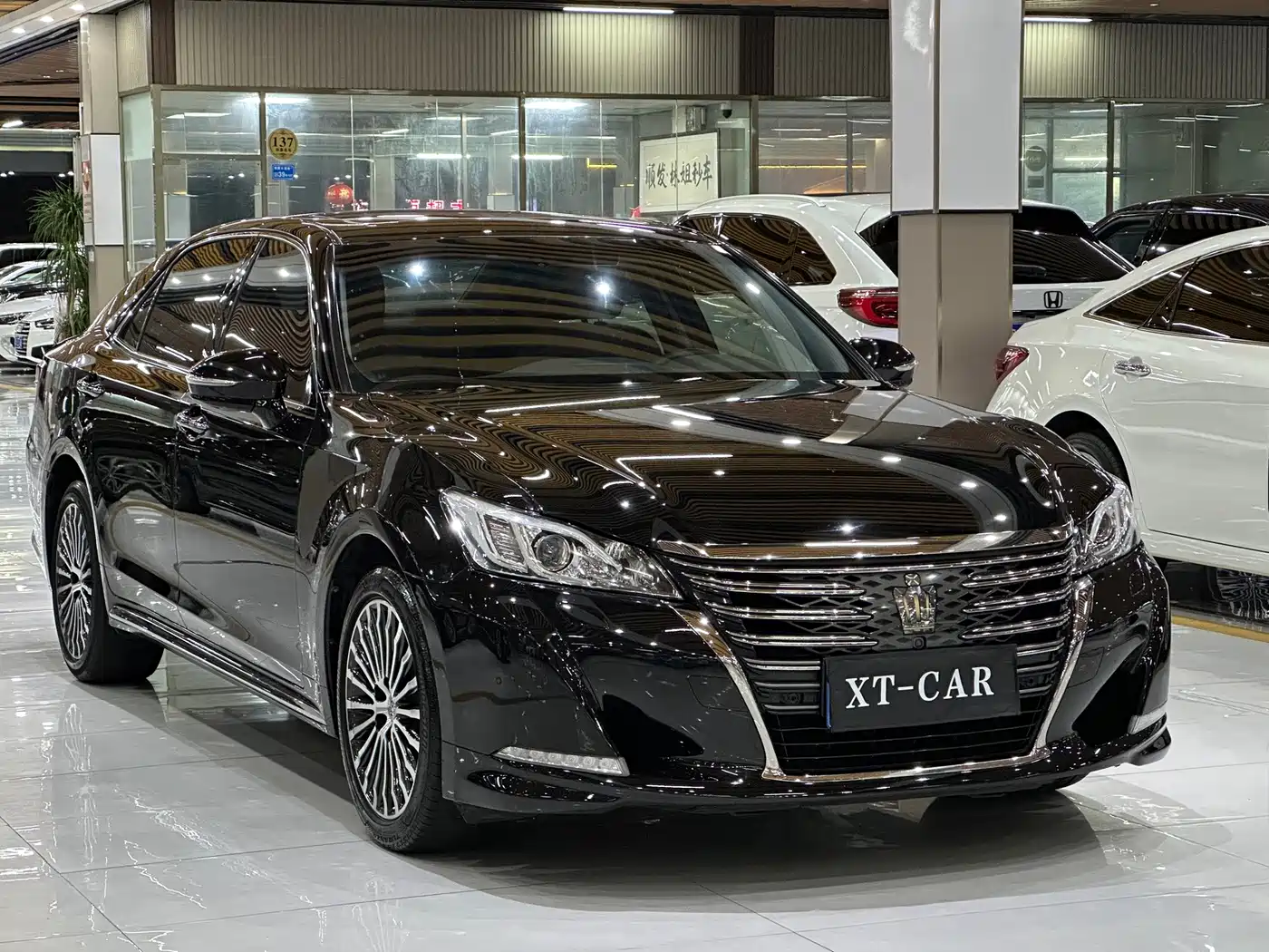 2019 Toyota Crown