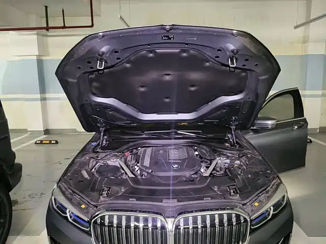 BMW 7 Series 2019 740Li Premium Luxury Package — фото 3