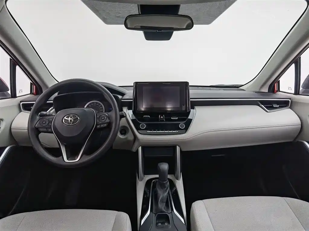 Toyota Frontlander 2022 2.0L CVT Leading Edition фото 5