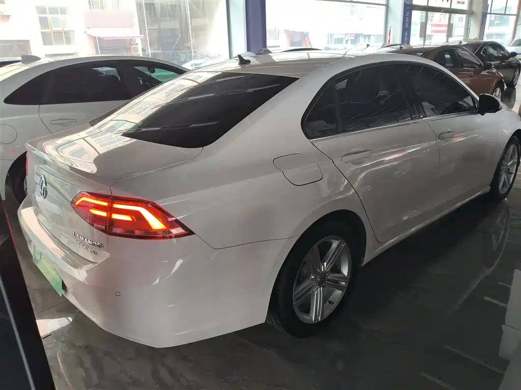 Volkswagen Lamando 2015 280TSI DSG Comfort фото 7