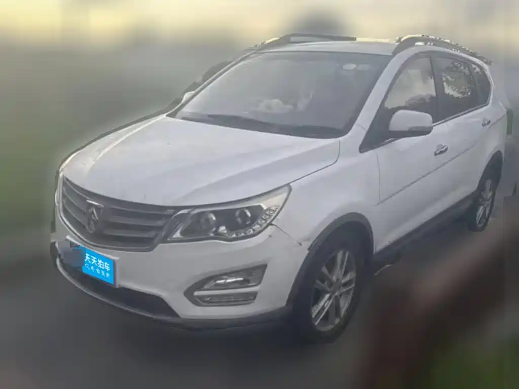 Baojun 560 2017 2016 1.5T Manual Elite