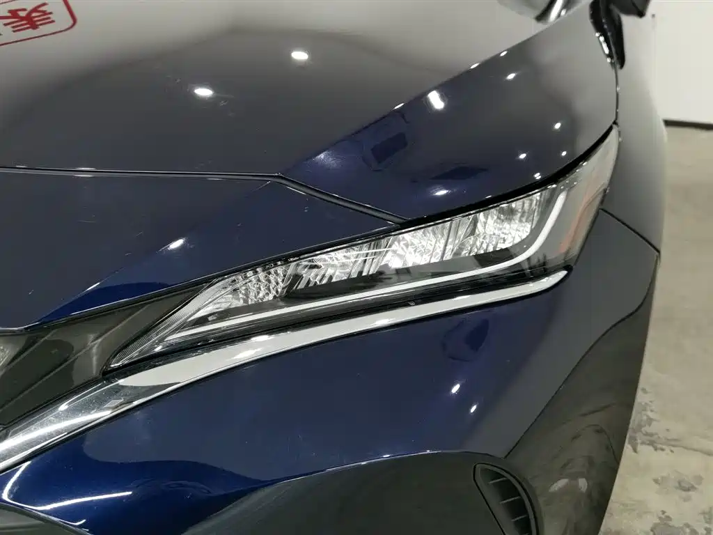 Toyota Lingfang HARRIER 2022 2.0L CVT 2WD Luxury Edition фото 7