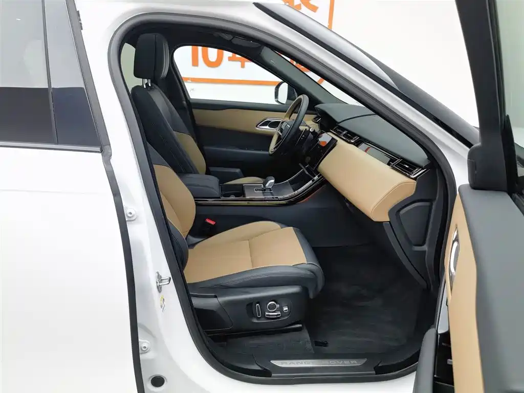 Land Rover Range Rover Velar 2025 Dynamic HSE фото 23