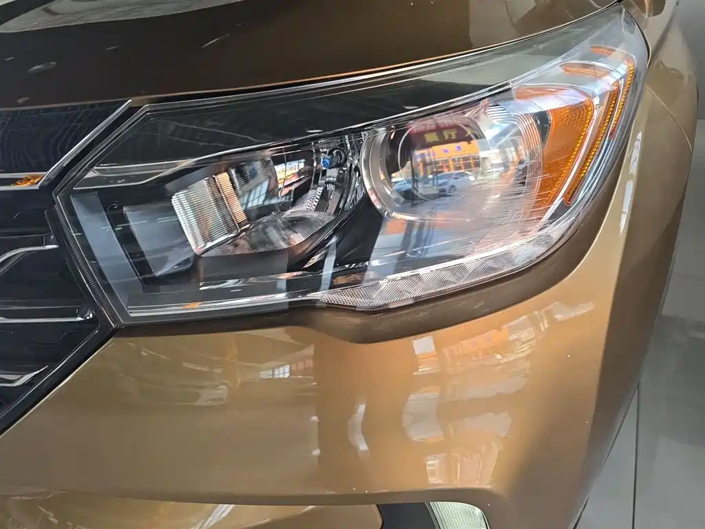 GAC Trumpchi Trumpchi GS4 2015 200T G-DCT Luxury Edition фото 24