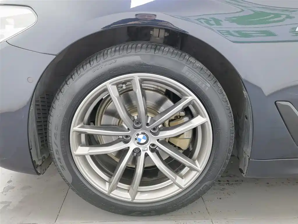 BMW 5 Series (Import) 2018 525i M Sport Package фото 17