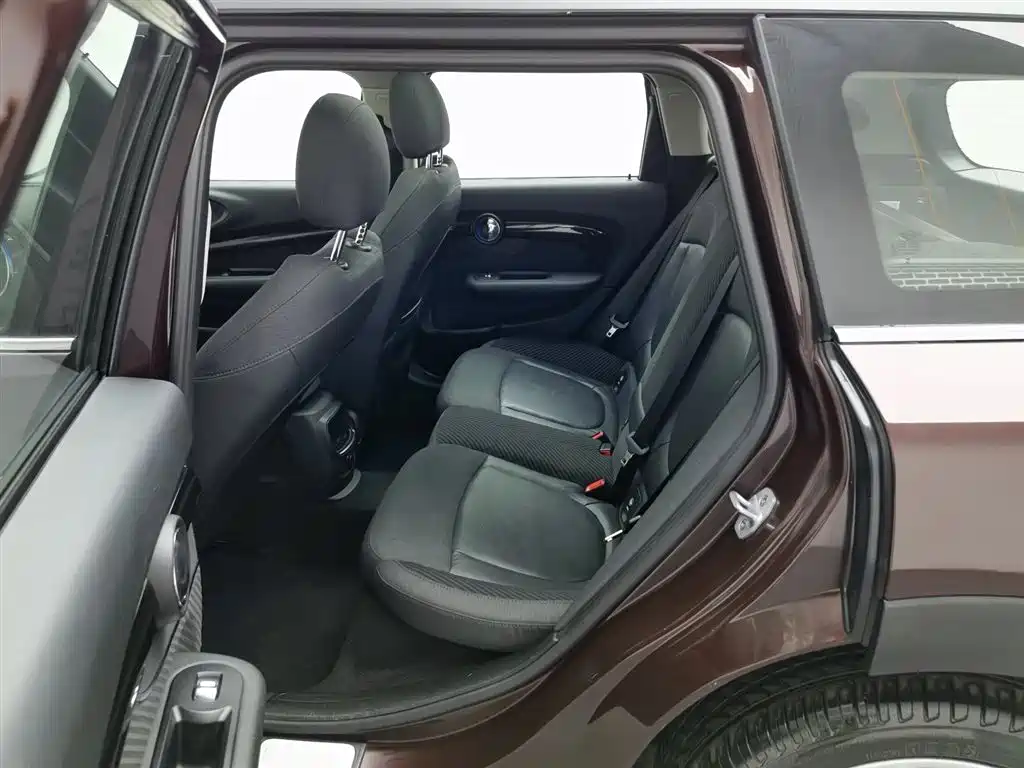 MINI CLUBMAN 2016 Facelift 1.5T COOPER фото 15