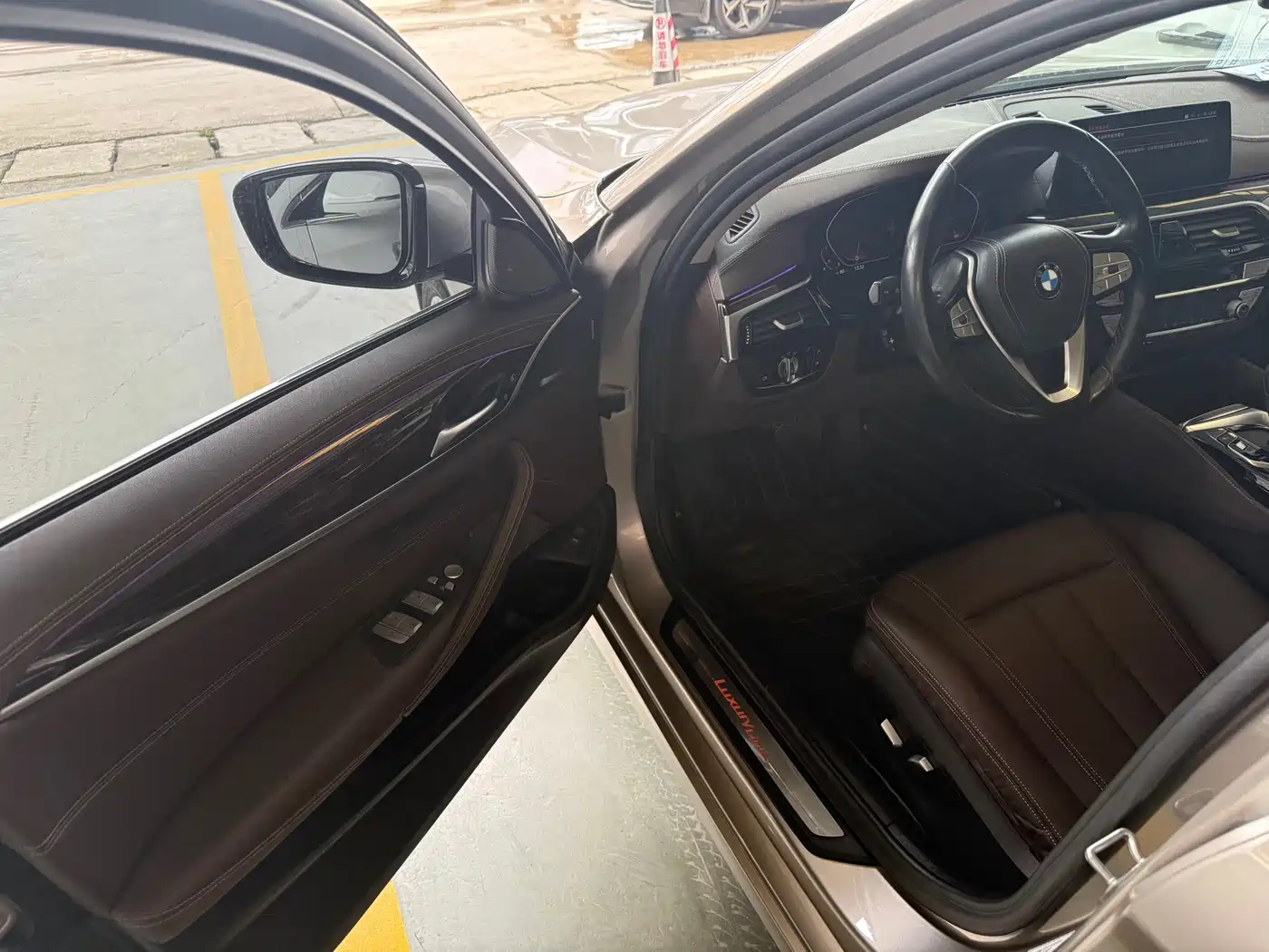 BMW 5 Series 2020 525Li Luxury Package фото 7