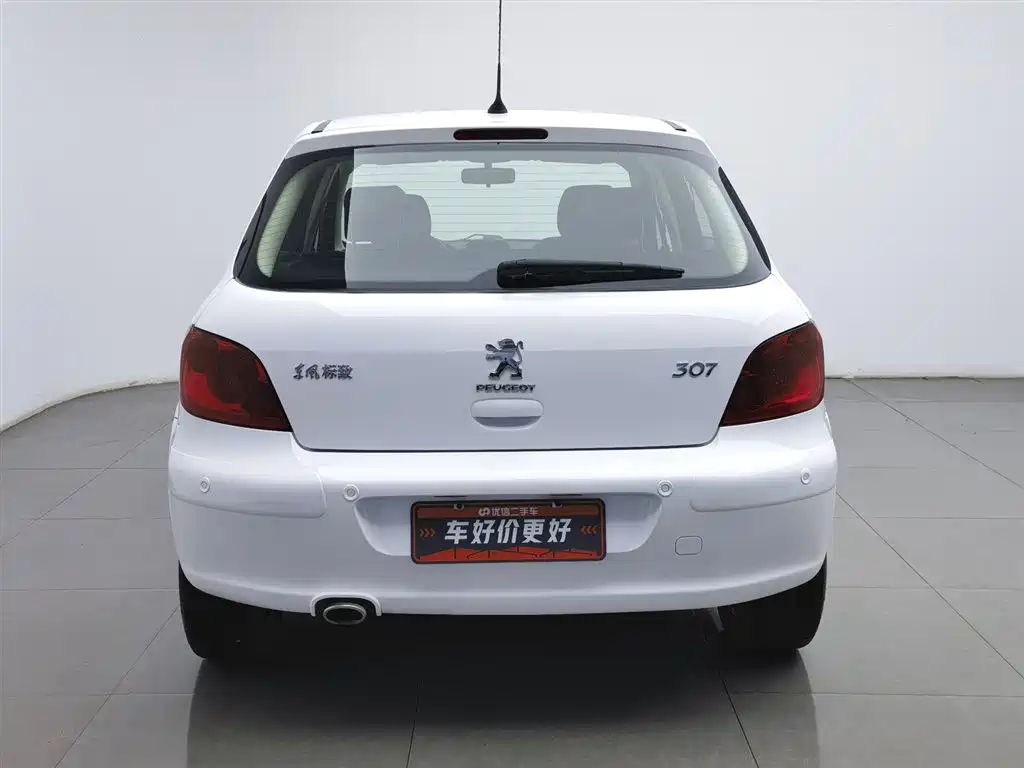 Peugeot 307 2010 Model Hatchback 2.0L Automatic Comfort Edition фото 4