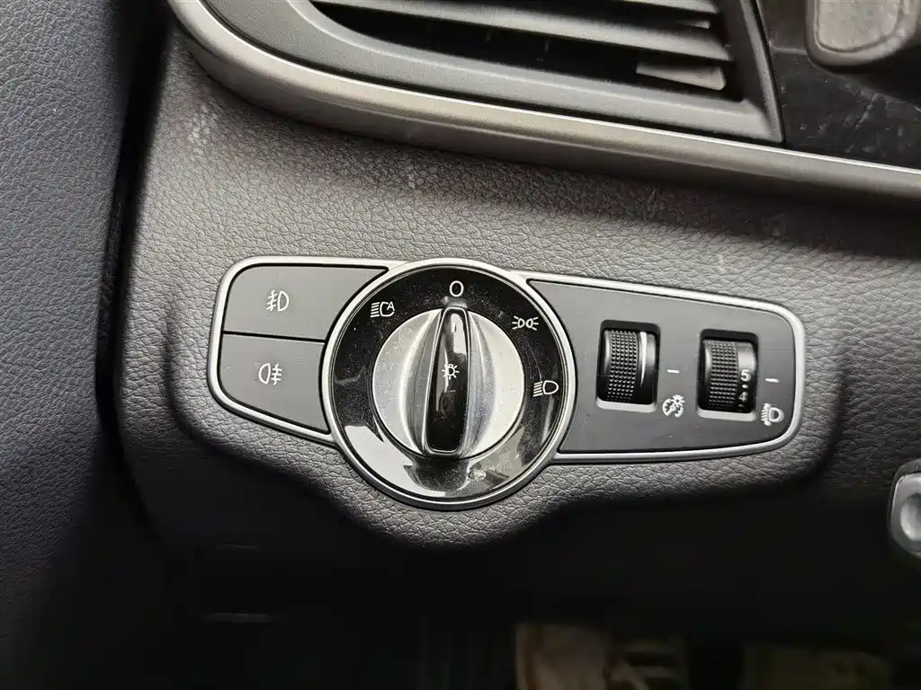 BYD Song MAX 2018 1.5T Automatic Smart Connected Premium 6-Seater фото 21
