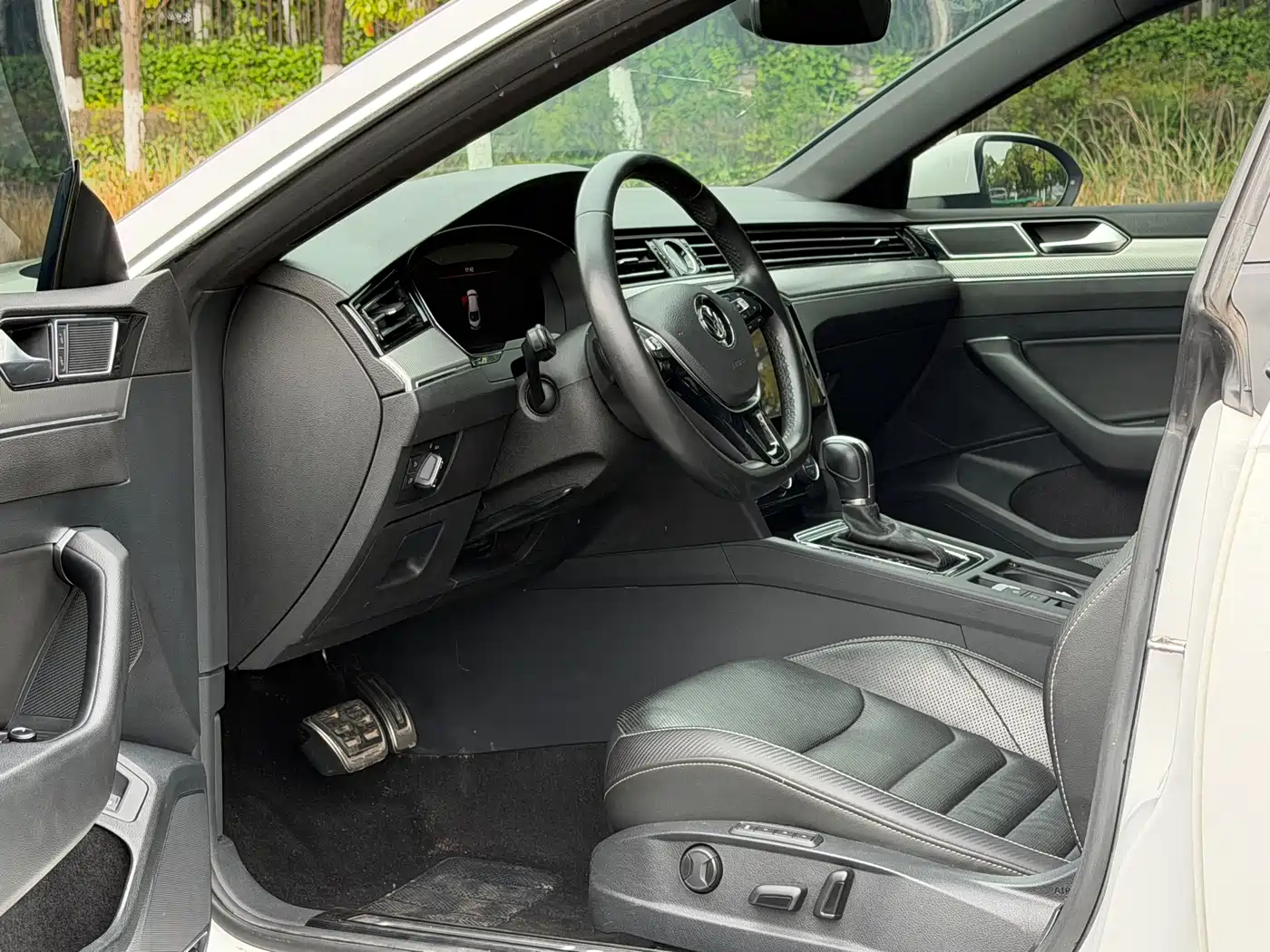 Volkswagen FAW-Volkswagen CC 2019 380TSI Charm Edition China VI фото 7