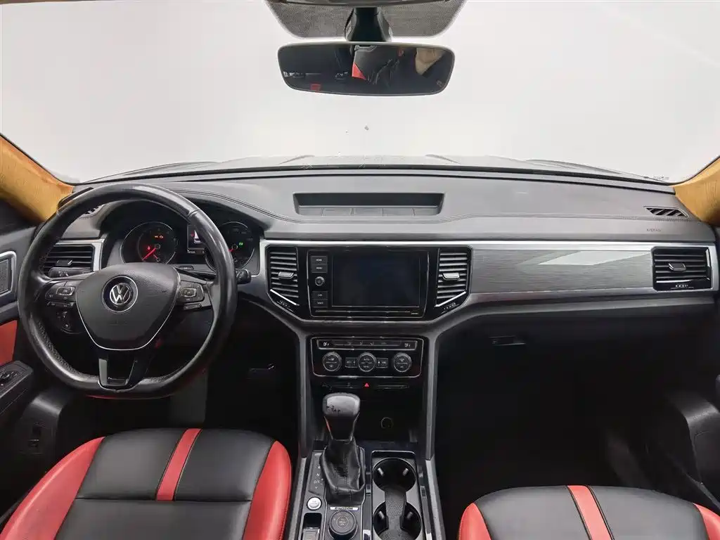 Volkswagen Teramont 2019 380TSI 4WD Comfort China VI фото 5