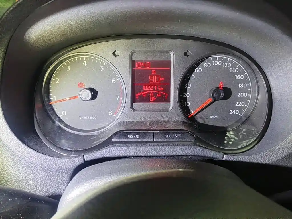 Фото 4 - Volkswagen Polo
